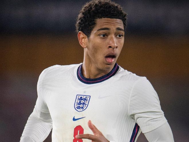 英超曼城与切尔西积分榜竞争激烈