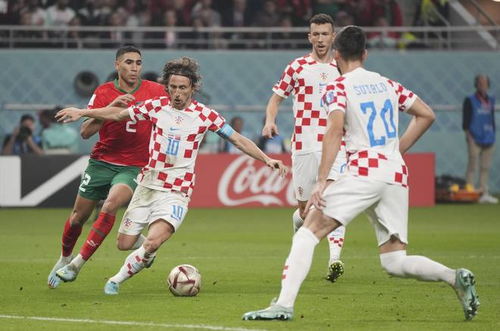 国安足协杯冠军之路：点杀英博、西海岸，半决赛决赛连进10球