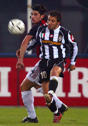 2025中超最佳教练候选：徐正源、斯卢茨基领衔，穆斯卡特无缘（2025中超最佳教练提名：徐正源、斯卢茨基领跑，穆斯卡特未入围）