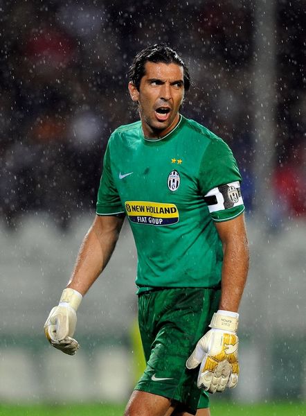 邮报：切尔西可能冬窗外租乔治；霍尔有机会参加世界杯