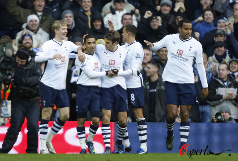 ATP年终总决赛：阿尔卡拉斯2-1逆转，基本锁定出线权，辛纳急了！