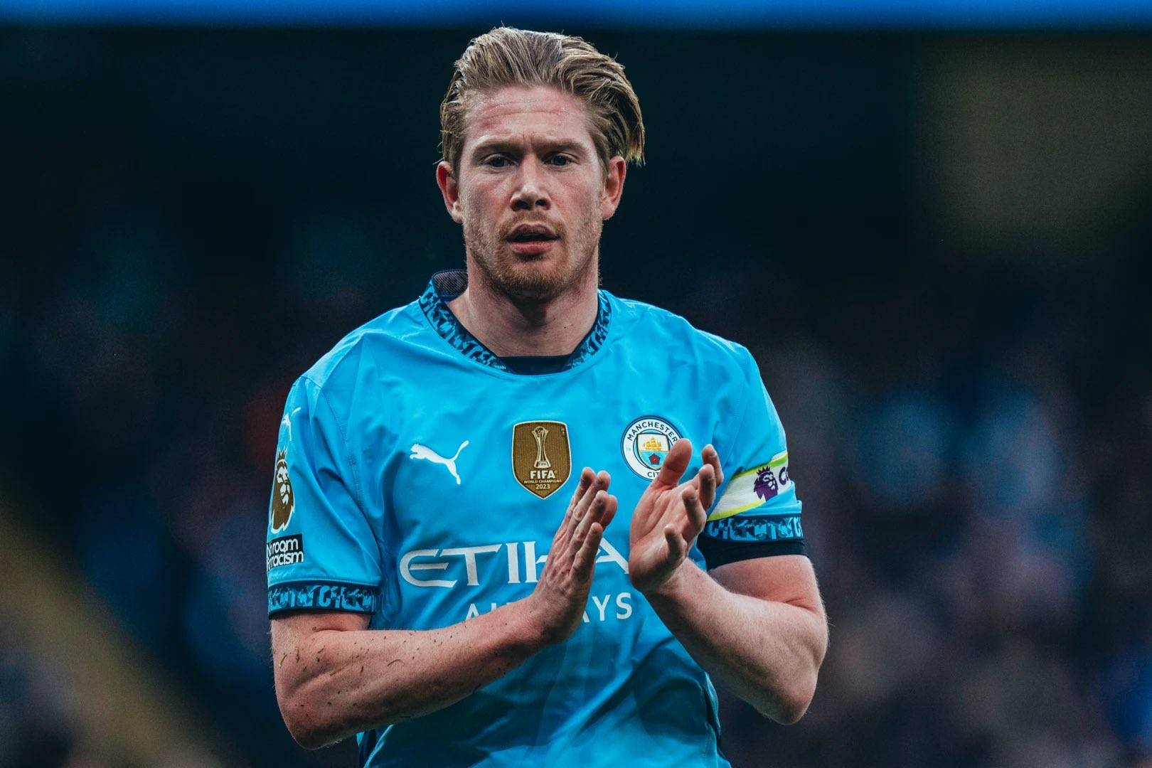 中超比赛回放：上海海港2-0战胜广州队,