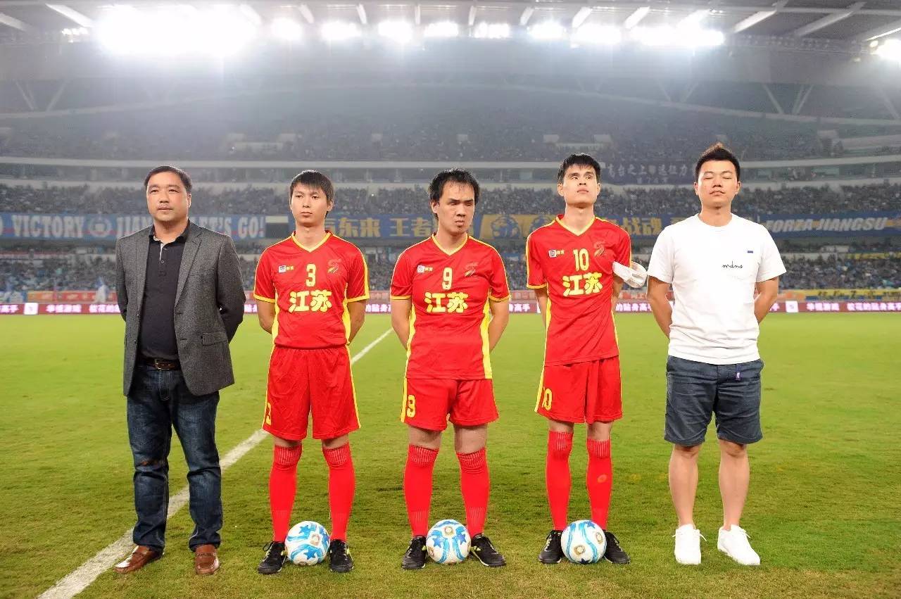 法比安：不敢说我们是不是世界最佳中场组合，维蒂尼亚很出色