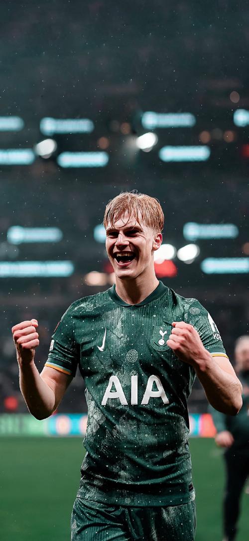 本轮欧冠最佳阵容：姆巴佩、维蒂尼亚领衔，赖斯、库库在列