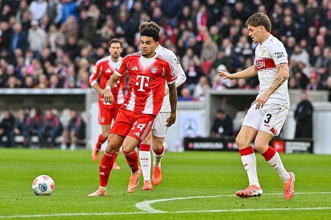 英超豪门又掉链子：3场不胜狂丢7分，争冠形势迅速恶化（英超豪门再度失手：近三战不胜丢7分，争冠前景急剧下滑）