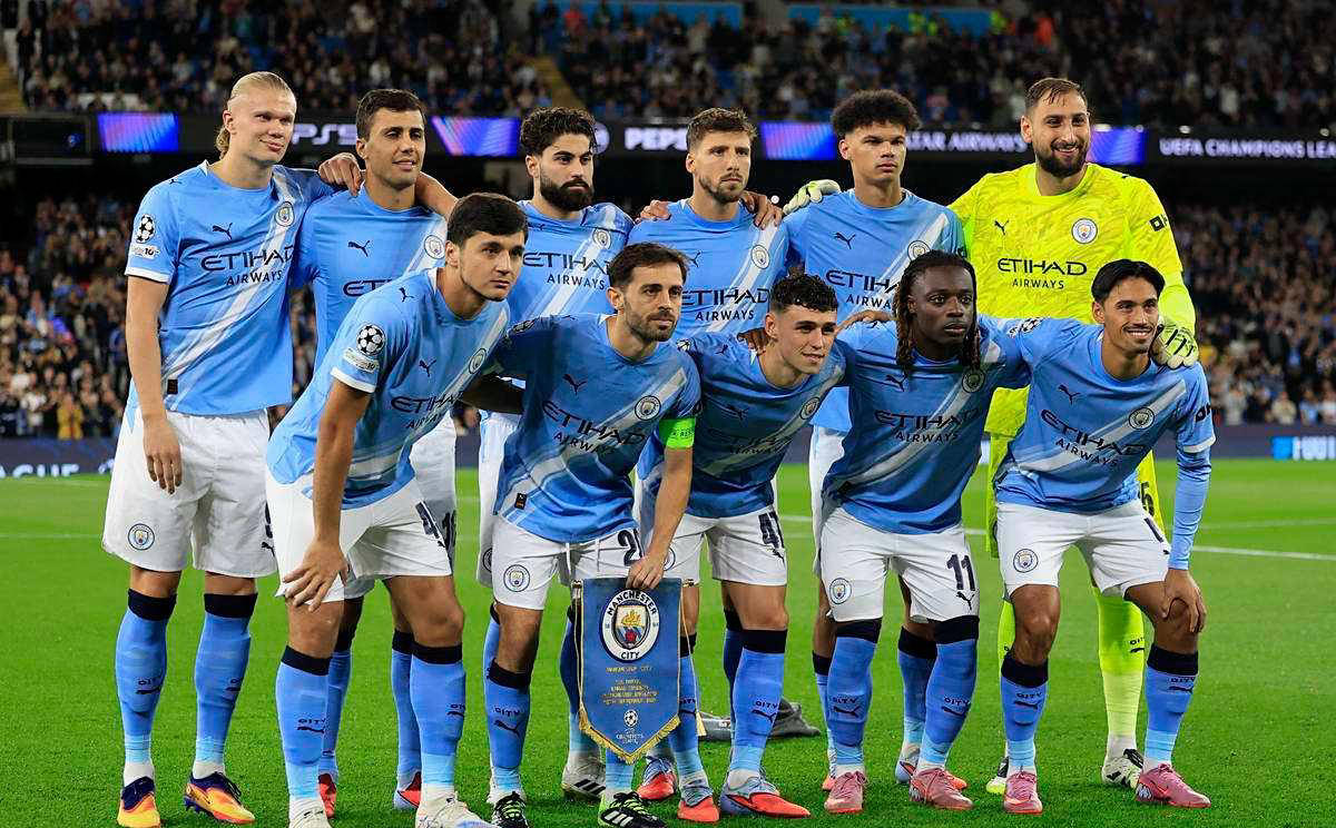 打进个人赛季德甲首球，丘库埃梅卡当选多特客战汉堡全场最佳（丘库埃梅卡收获赛季德甲首球，获评多特客场对阵汉堡全场最佳）